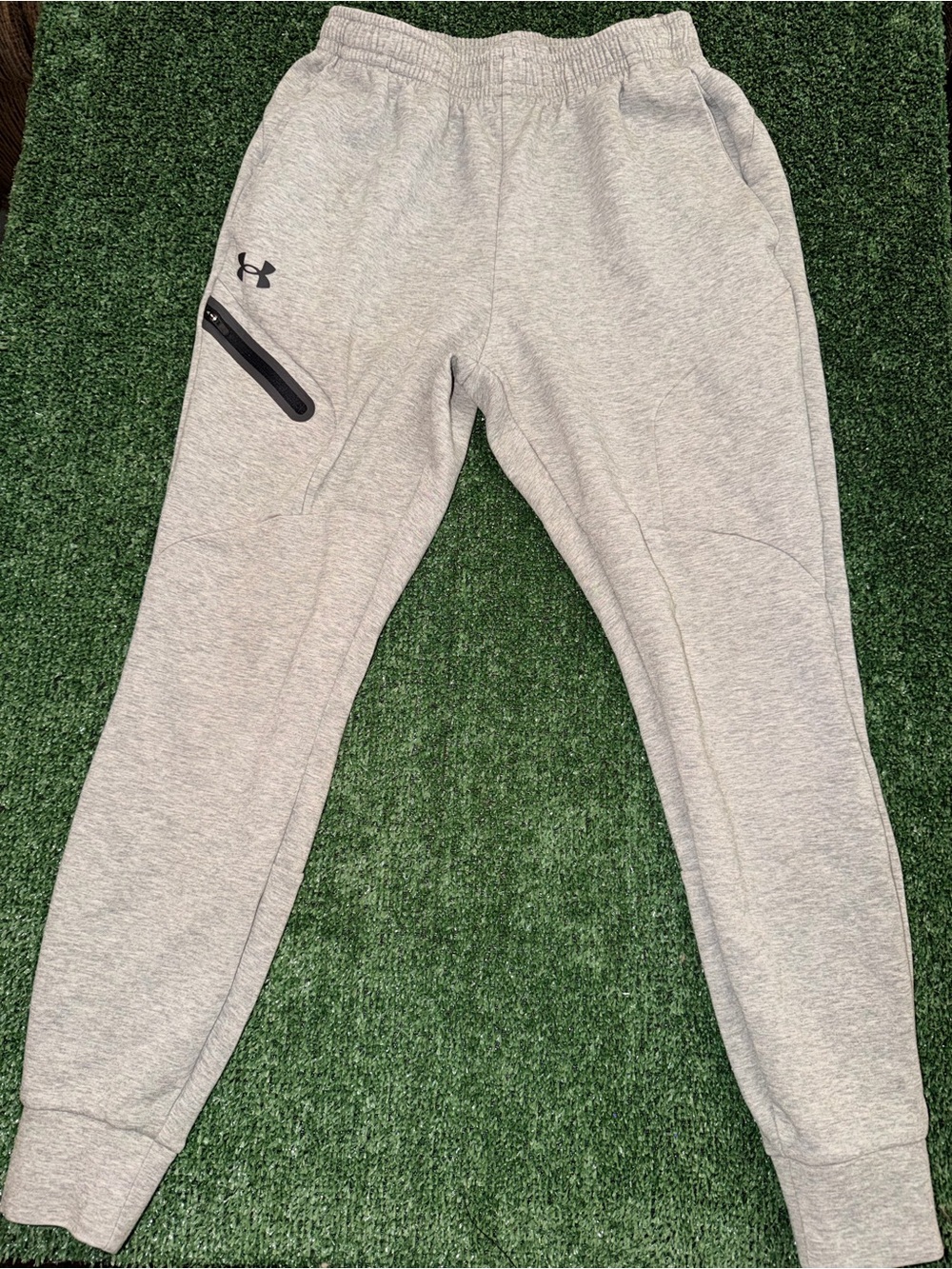 Men’s Under Armour Unstoppable Fleece Joggers Grey Size Small